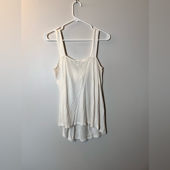 Bundle Of 5 Express Tank Tops - Picture 15 of 16